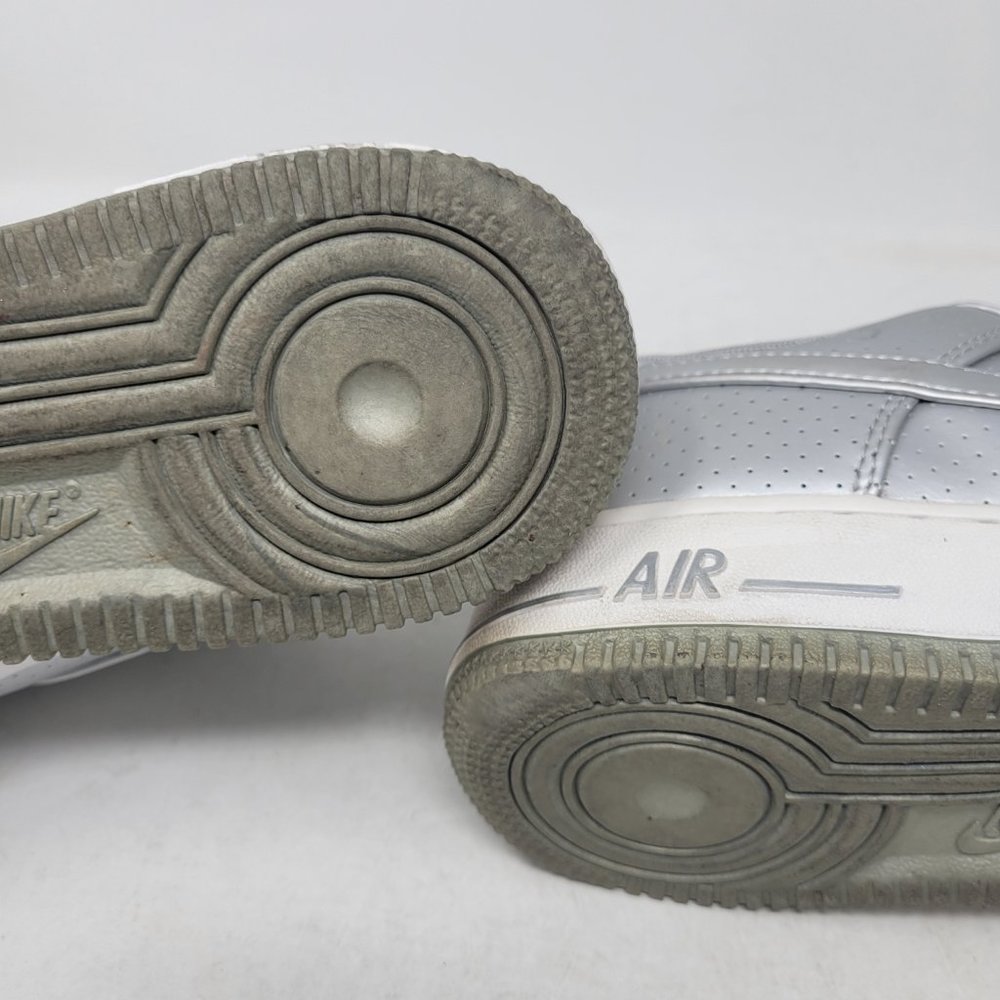 Nike Air Force 1 Low '07 LV8 Metallic Silver Perforated 718152-013 AF1 Olympic - Picture 7 of 11